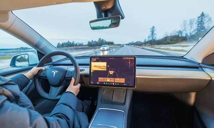 Sıcak Gündem: Tesla ve 11 Marka Çin'de 4 Milyon Aracı Geri Çağırıyor - Son Dakika Bilgileri