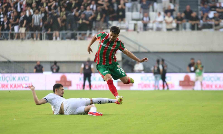Sıcak Gündem: TFF 3. Lig: Karşıyaka: 1 - Altay: 1 - Son Dakika Bilgileri