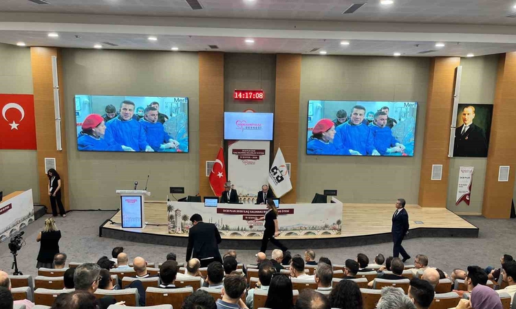 Sıcak Gündem: Türkiye’nin ilk "Canlı Vakalı İlaçlı Balon Kardiyoloji Zirvesi" Adana’da resmen start aldı | İşt