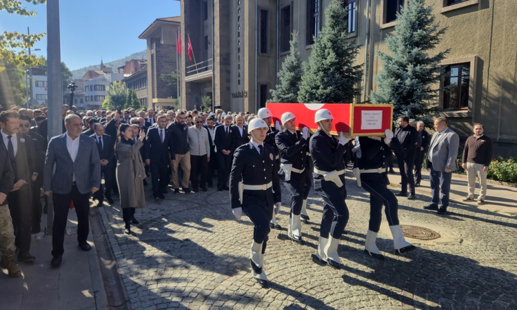Sıcak Gündem: Vali Yardımcısı Ayrancı için Afyonkarahisar Valiliği önünde tören düzenlendi | İşte Tüm Ayrıntıl