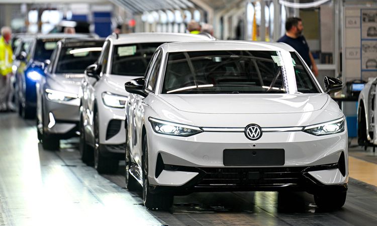 Sıcak Gündem: Volkswagen 100 bin çalışanını işten çıkaracak: Almanya'daki dört fabrikanın geleceği belirsiz: G