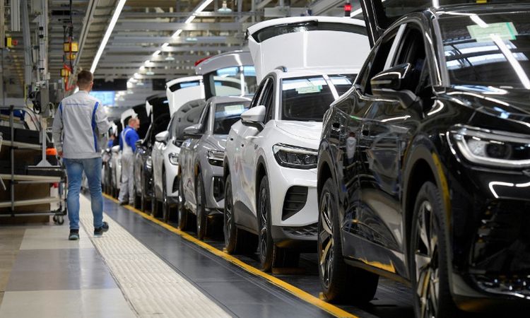 Sıcak Gündem: Volkswagen'in yeniden yapılanma maliyeti 16 milyar euroyu bulabilir: Gelişmeler Takip Ediliyor
