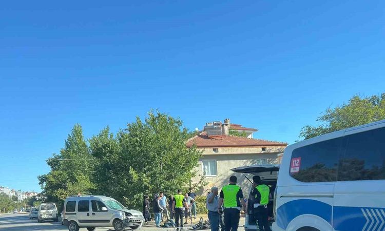 Sıcak Gündem: Yalvaç’ta otomobil ile motosiklet çarpıştı: 1 yaralı