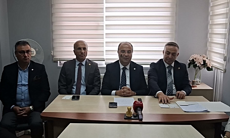 Sıcak Gündem: YENİ Parti’den Tokat’ta erken seçim çağrısı: “Seçim olmadan sorunların çözülmesi mümkün değil” -