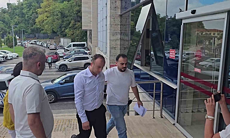 Sıcak Gündem: Yolcusunun ölümüne neden olan halk otobüsü şoförü adliyede - Son Dakika Bilgileri