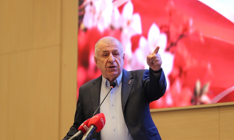 Sıcak Gündem: Zafer Partisi Genel Başkanı Özdağ, Antalya'da seçime hazır olduklarını söyledi