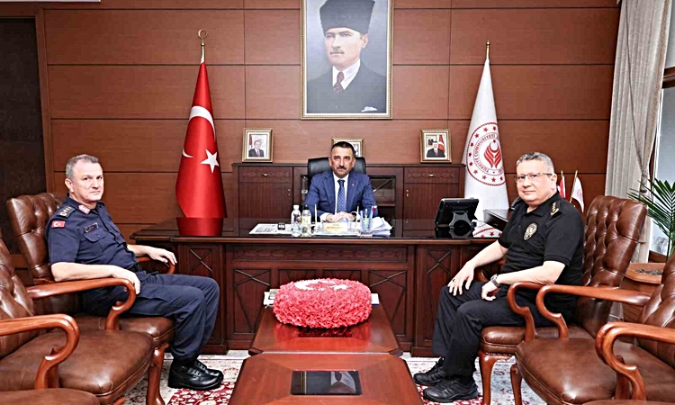 Sıcak Gündem: Zonguldak Valisi Hacıbektaşoğlu başkanlığında il geneli asayiş toplantısı yapıldı | İşte Tüm Ayr