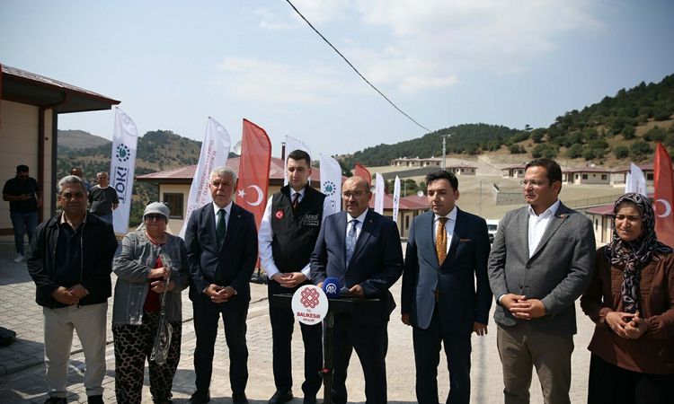 Ayrıntılar Netleşti: Sındırgı'da Deprem Konutları İçin Kura Çekimi Yapıldı - Haberleri - Son Dakika Bilgileri