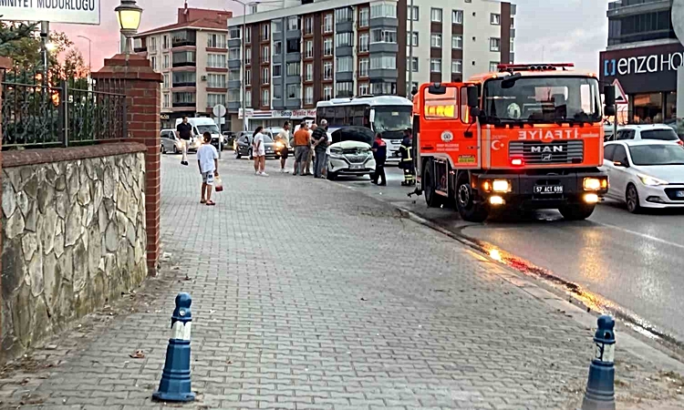 Sinop’ta SUV tipi araçta yangın paniği - Son Dakika Bilgileri
