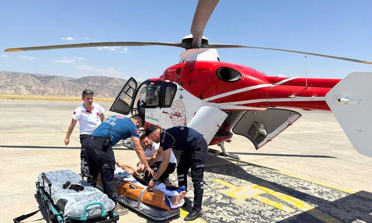 Ayrıntılar Netleşti: Şırnak'ta ambulans helikopter yaralı şahıs için havalandı - Son Dakika Haberleri - Son Da