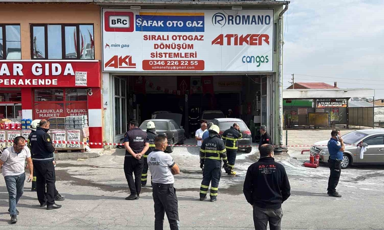 Sivas'ta toptancılar sitesindeki LPG istasyonunda patlama oldu, yaralılar var