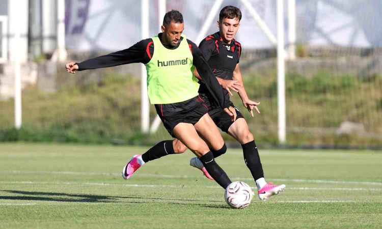 Kritik Açıklama: Sivasspor'da 2. etap kampı resmen start aldı - Son Dakika