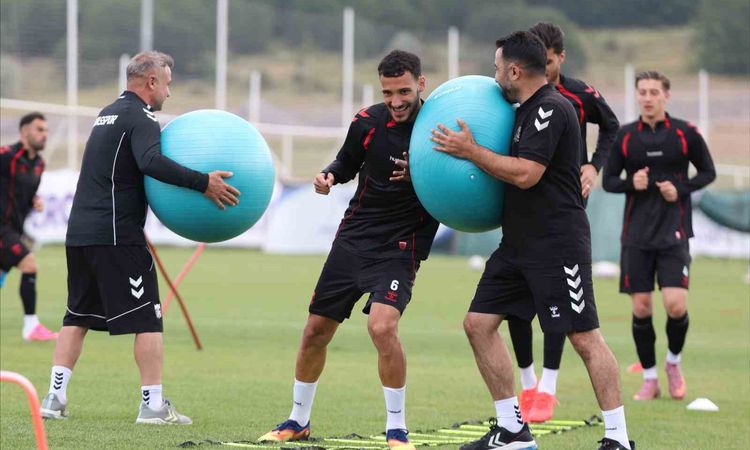 Ayrıntılar Netleşti: Sivasspor, güç depoluyor - Son Dakika Haberleri ve Merak Edilenler