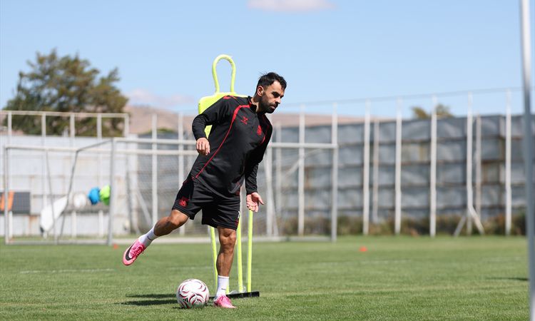 Son Gelişme: Sivasspor, Kayserispor Maçına Hazırlanıyor - Haberleri: Gelişmeler Takip Ediliyor