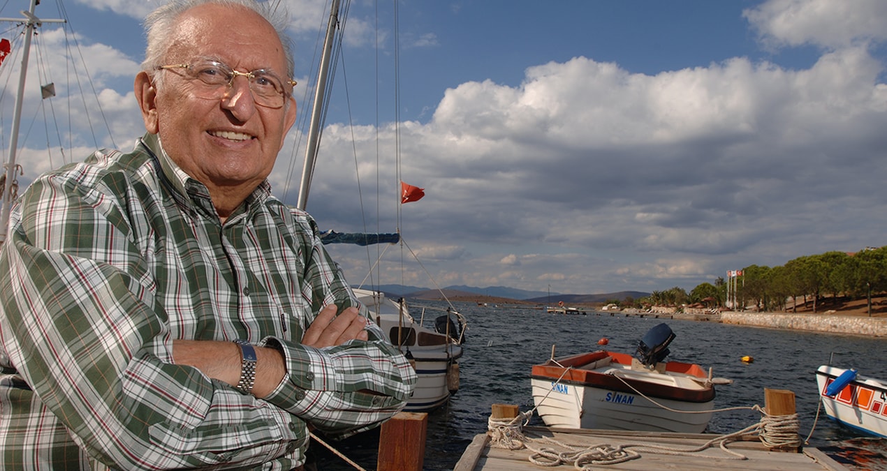 Ayrıntılar Netleşti: Siyasetin çınarına elveda - En Son Haber ve Merak Edilenler