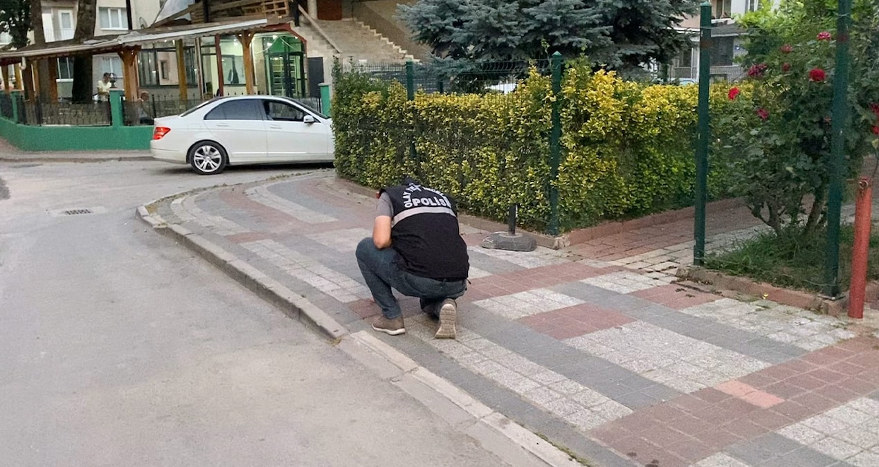 Ayrıntılar Netleşti: Sokakta yürürken önünü kesip silahla vurdu - Son Dakika - Son Dakika Bilgileri