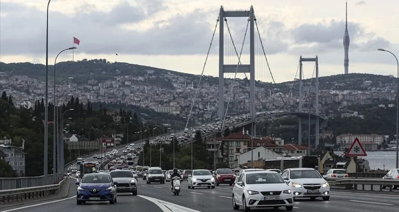 Son anketin sonuçları resmen duyuruldu! Halk özelleştirmelere karşı: Belirli grupların çıkarına yapılıyor - So