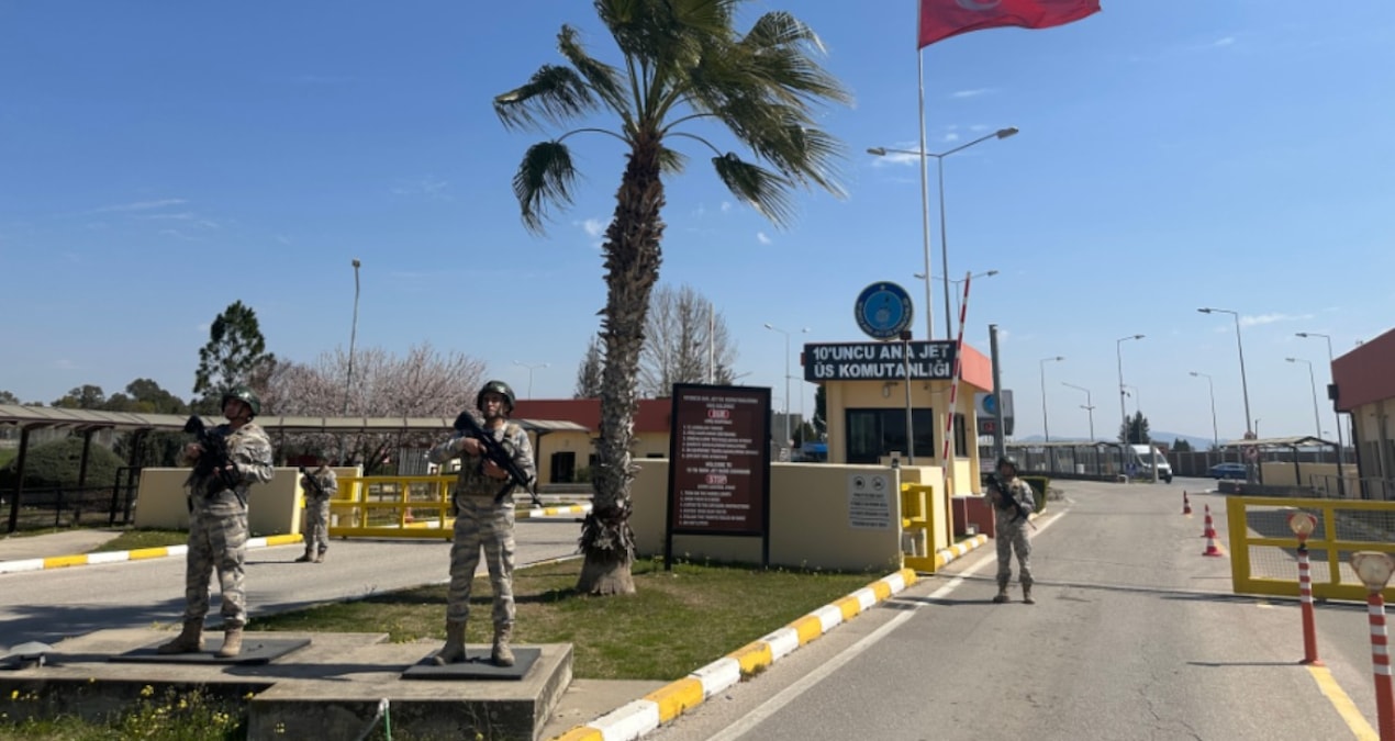 Son Gelişme: SON DAKİKA: İncirlik'te siren sesleri: MSB 'yanlış alarm' açıklaması yaptı - En Son Haber: Gelişm