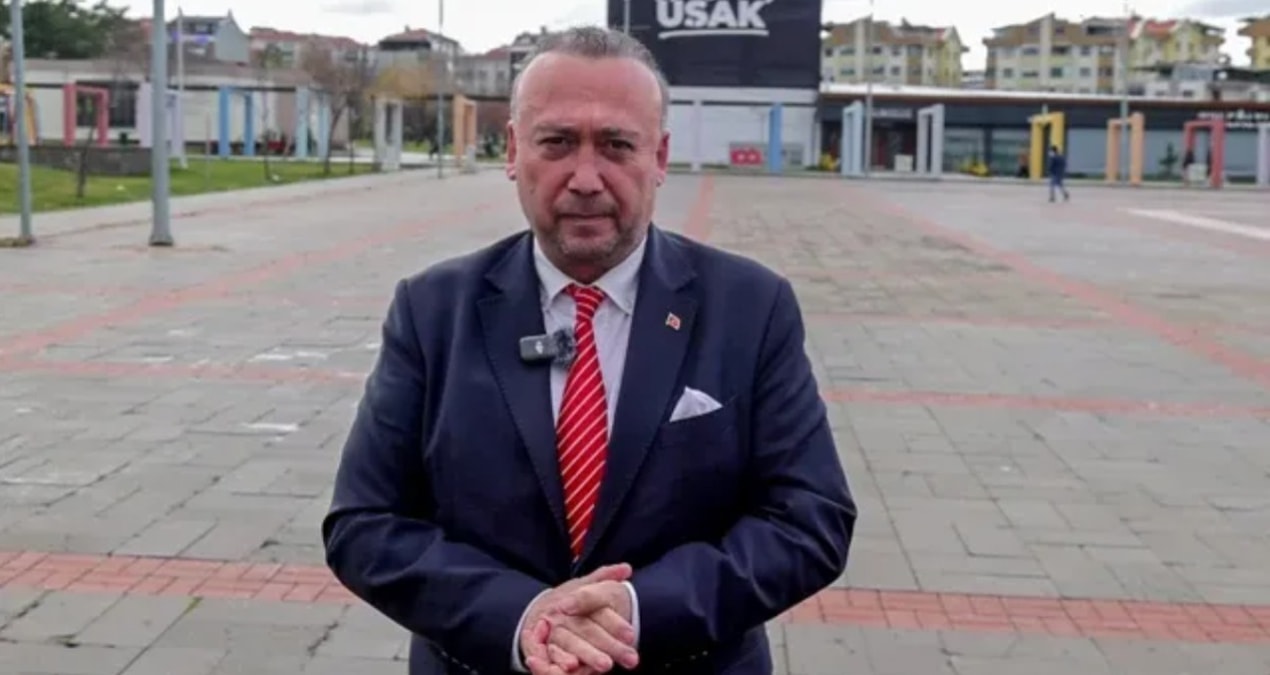 Ayrıntılar Netleşti: SON DAKİKA... Uşak Belediye Başkanı Özkan Yalım, CHP'den ihraç edildi - Son Dakika - Son