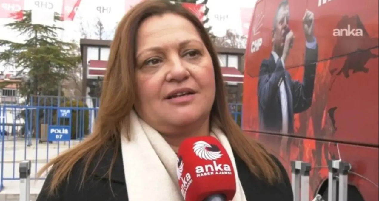 Gündemden Son Bilgiler: Son dakika...  CHP'den ihracı istenen Burcu Köksal istifa etti! - Son Dakika - Son Dak