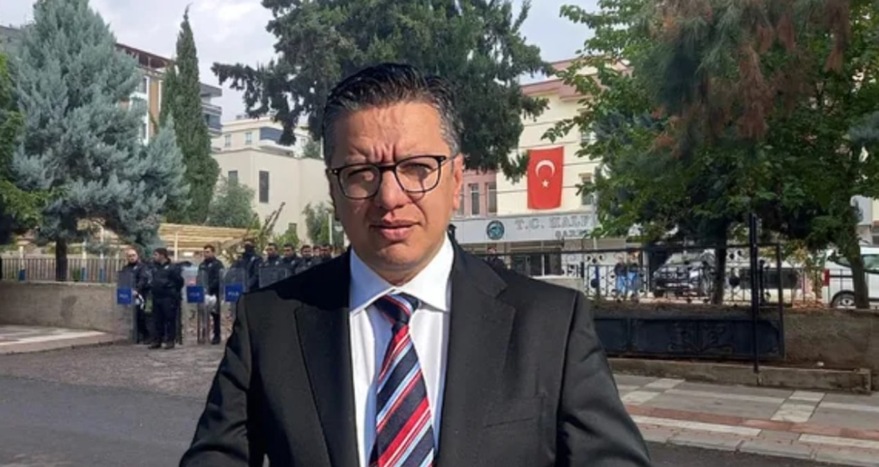 Son Gelişme: Son dakika... Eski AKP’li başkan 'yolsuzluktan' hakkında tutuklama kararı verildi - Haberleri