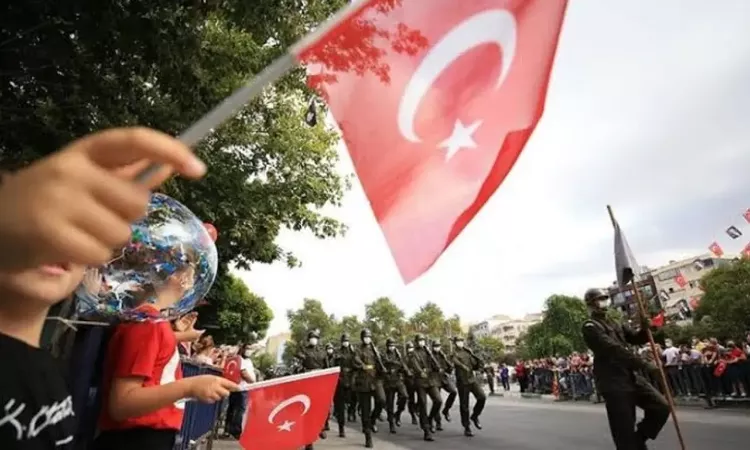 Son Gelişme: 30 Ağustos 2026'da Pazar Gününe Denk Geliyor: Pazartesi İçin Ek İzin Yok - Son Dakika Bilgileri