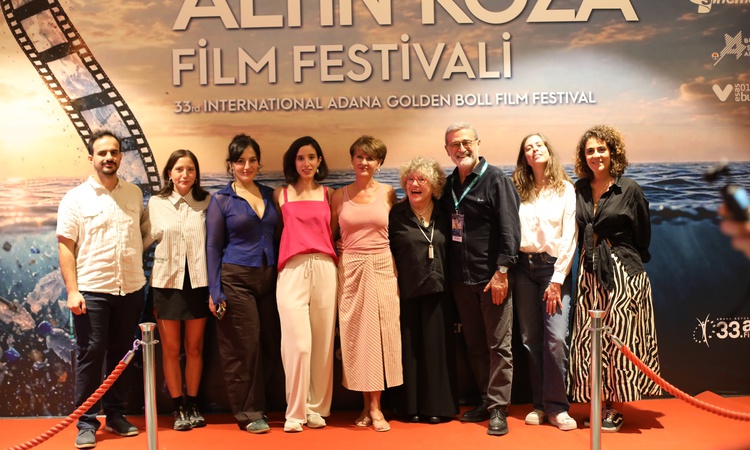 Son Gelişme: 33. Altın Koza'da Ulusal Yarışma iki filmle açıldı, ekipler Adanalılarla buluştu: Gelişmeler Taki