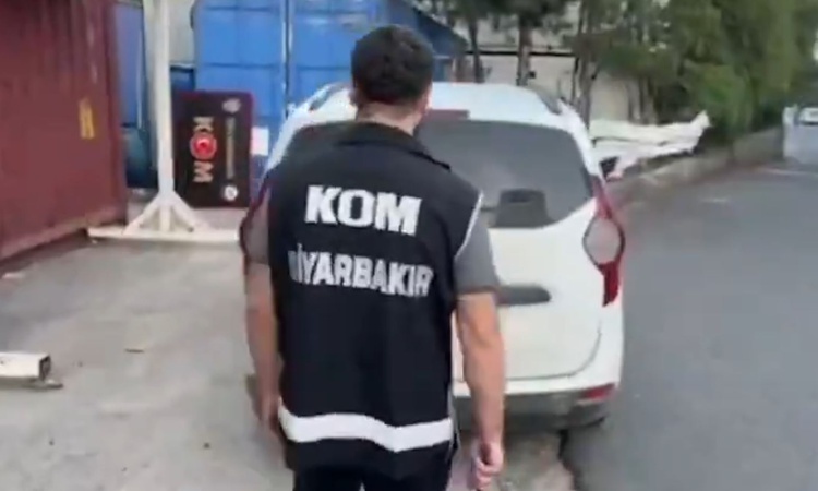 Son Gelişme: 69 ilde kaçakçılık operasyonlarında 494 şüpheliden 18'i hakkında tutuklama kararı verildi - Son D