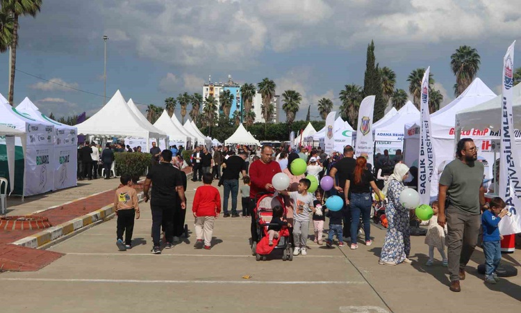 Son Gelişme: Adana'da 2. Yeşilay Bağımsız Aile Festivali bağımlılıkla mücadele için düzenlendi - Son Dakika Bi