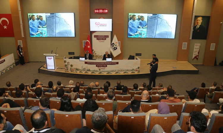 Son Gelişme: Adana'da "İlaç Salınımlı Balonlar ve Ötesi" kongresi resmen start aldı - Son Dakika Bilgileri