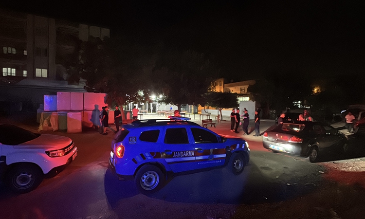 Son Gelişme: Adana Yüreğir'de kahvehane kavgası kanlı bitti, 1 kişi öldü, 5 kişi yaralandı - Son Dakika Bilgil