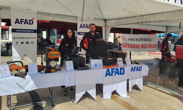 Son Gelişme: Adıyaman'da 13 Ekim Afet Risklerinin Azaltılması Günü için stantlar açıldı