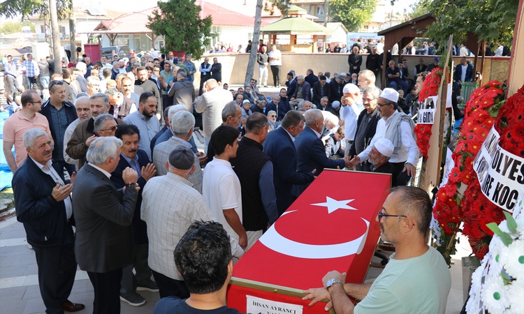 Son Gelişme: Afyonkarahisar Vali Yardımcısı İhsan Ayrancı, Amasya Suluova'da toprağa verildi: Gelişmeler Takip