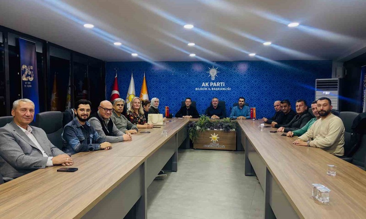 Son Gelişme: AK Parti Bilecik'te Serkan Yıldırım başkanlığında yeni dönem yol haritasını belirledi