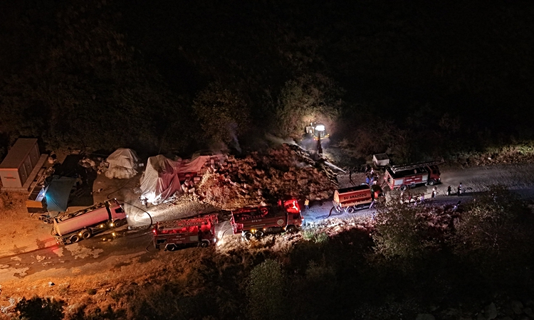 Son Gelişme: Alanya'da saman balyası yangını söndürüldü | İşte Tüm Ayrıntılar
