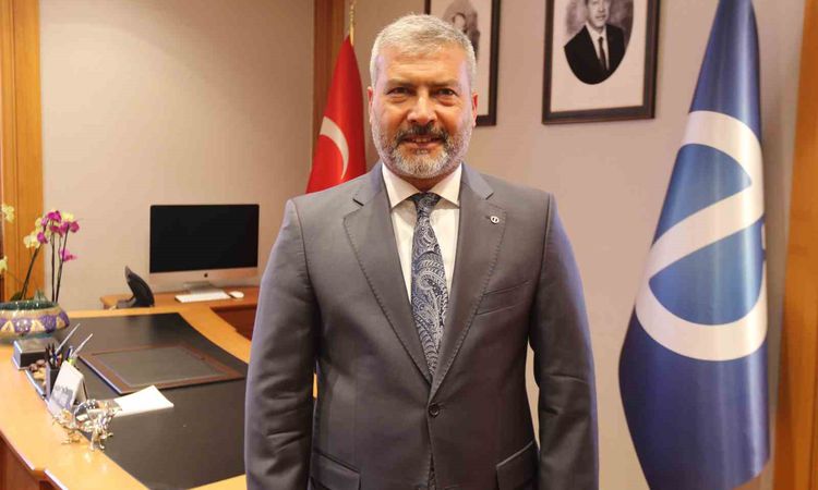 Son Gelişme: Anadolu Üniversitesi'nden öğrenci affı: 4 milyon öğrenci için yeniden kayıt fırsatı