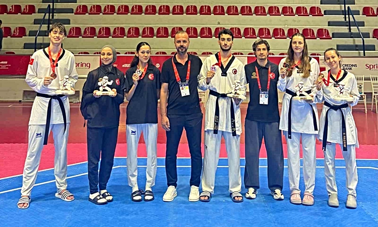 Son Gelişme: Anadolu Üniversitesi öğrencileri şampiyonada madalya kazandı - Son Dakika Bilgileri