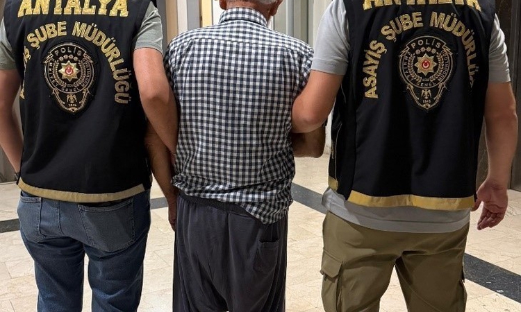 Son Gelişme: Antalya’da 157 yıl kesinleşmiş hapis cezası bulunan hükümlü yakalandı