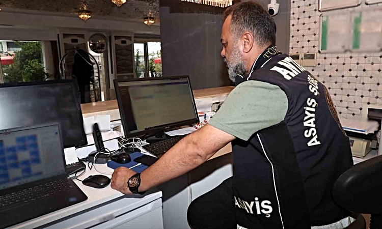 Son Gelişme: Antalya'da iki haftada bin 95 işletme denetlendi, 10 işletme ve 4 kişiye ceza kesildi: Gelişmeler