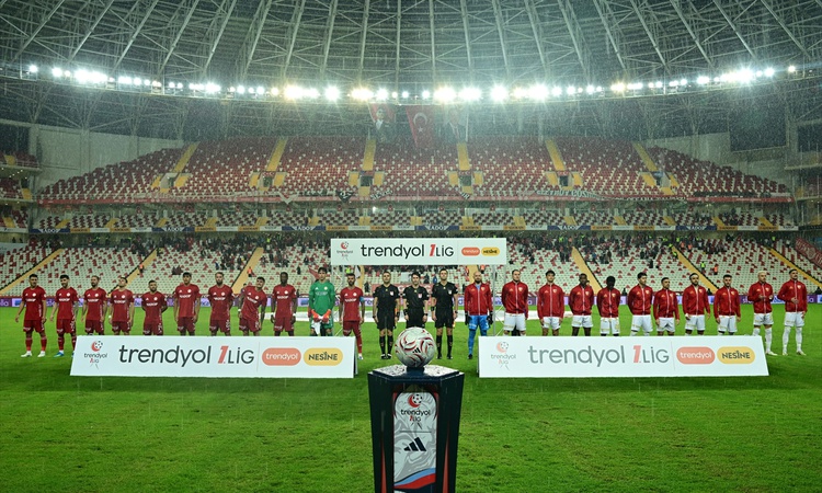 Son Gelişme: Antalyaspor, Kayserispor'a 4-0 yenildi; Özköylü hayal kırıklığı yaşadı | İşte Tüm Ayrıntılar
