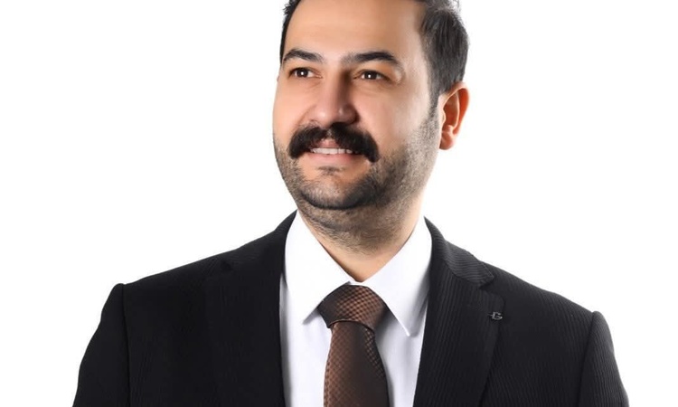 Son Gelişme: Ataşehir Başkan Vekili Güneş, 6 meclis üyesinin geçişi sonrası yakalanarak gözaltına sevk edildi: