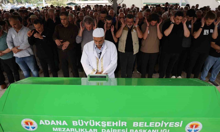 Son Gelişme: Ayvalık açıklarında tekne kazasında ölen Dr. Şahin Bingüllü Adana'da toprağa verildi: Gelişmeler