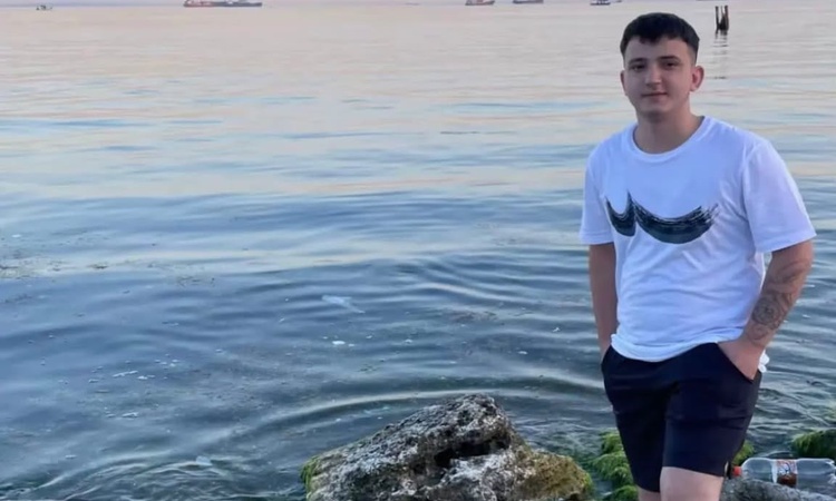 Son Gelişme: Bağcılar'da silahlı saldırıda ölen Emirhan Menteşe yarın Giresun'da toprağa verilecek ve Merak Ed