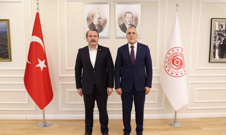 Son Gelişme: Bakan Işıkhan, Memur-Sen Genel Başkanı Yalçın ile görüştü - Son Dakika Bilgileri