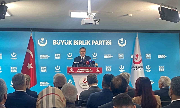 Son Gelişme: BBP Başkanı Destici: "Orduyla, teröristle, savaşla, silahla yapamadıklarını bu sefer LGBT dernekl