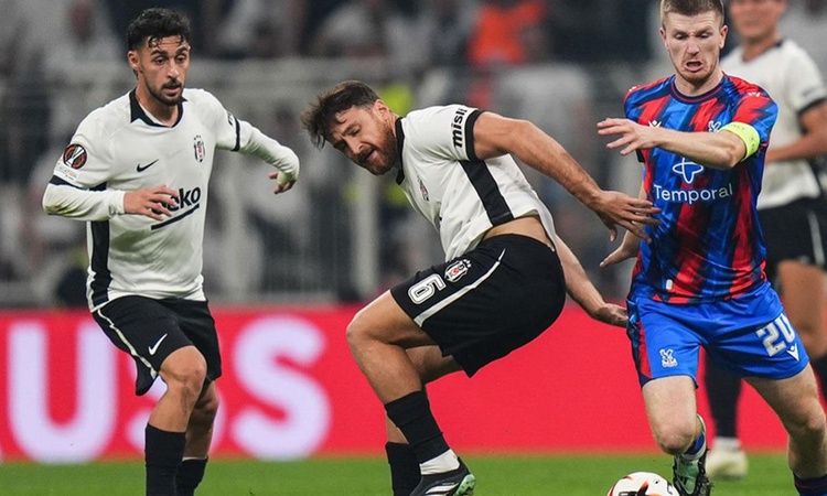 Son Gelişme: Beşiktaş'ta ıslıklanan Kartal Kayra Yılmaz hakkında olay iddia: Maç gecesi sabaha kadar oyun oyna