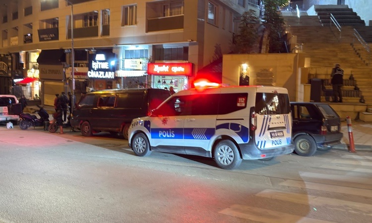 Son Gelişme: Bilecik'te kız arkadaşına sarılan şahıs bıçaklandı, kaçan kişi yakalandı: Gelişmeler Takip Ediliy