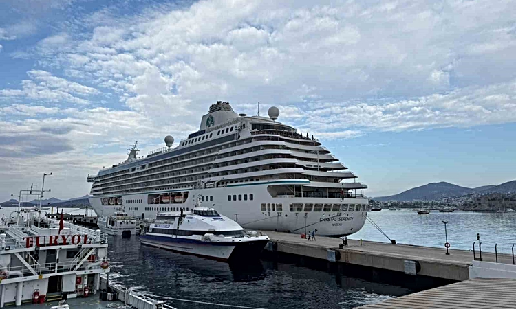 Son Gelişme: Bodrum’a 693 yolcusuyla geldi