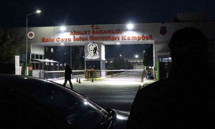 Son Gelişme: Bolu T Tipi Cezaevi'nde tuvalette ölü bulunan mahkum için soruşturma başlatıldı - Son Dakika Bilg