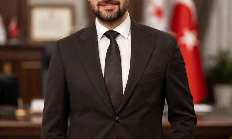 Son Gelişme: Bolvadin baro temsilciliği seçimini Av. Samet Özaydın 19 oy alarak kazandı: Gelişmeler Takip Edil
